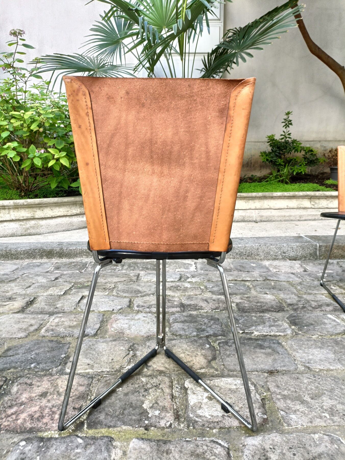4 stackable and foldable leather chairs, Gaspare Cairoli, Edition Seccose 1980
