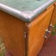 Buffet Mado vintage à 2 portes et 1 tirette en cp chêne.