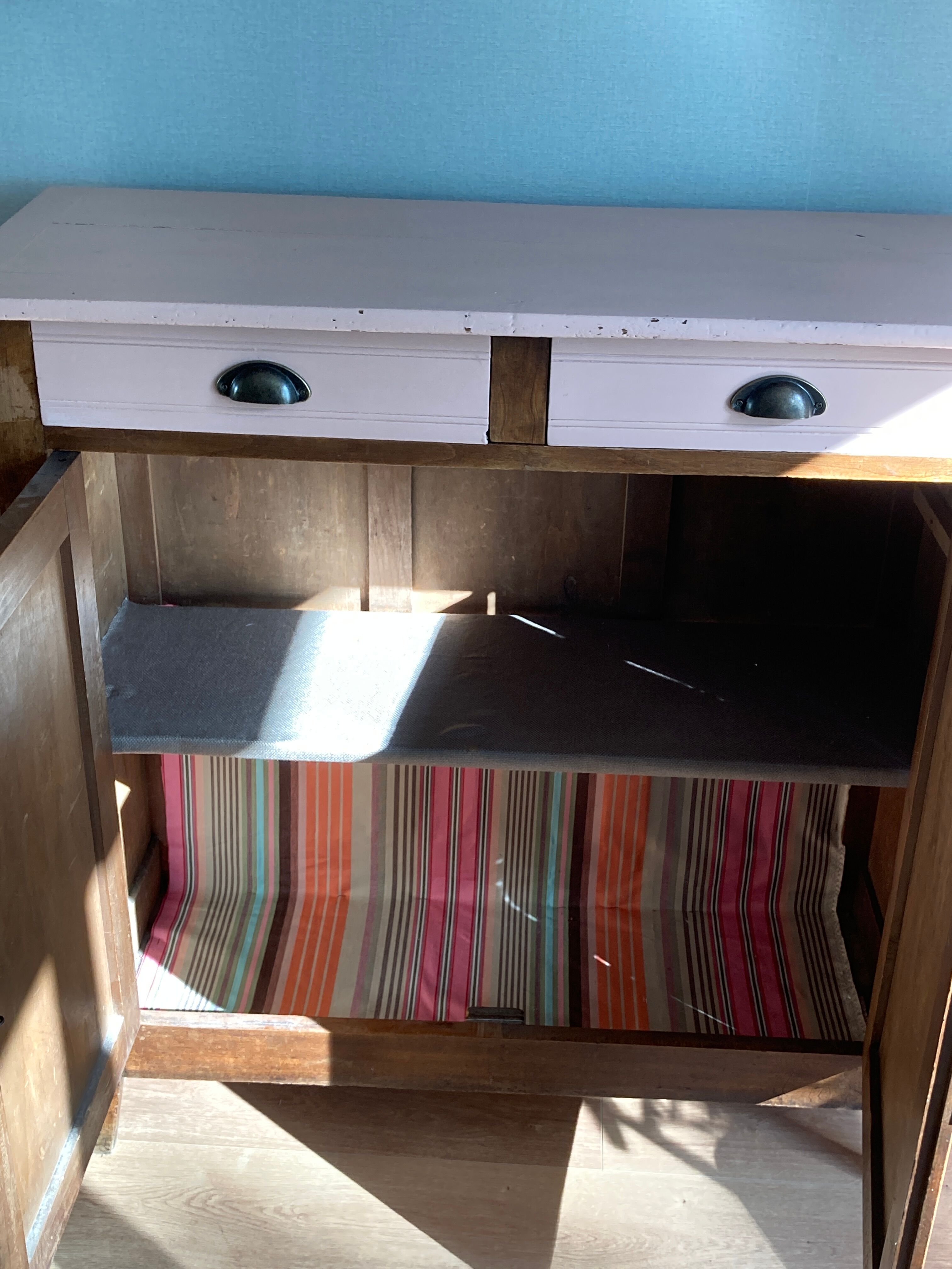 Old Parisian buffet 2 drawers 2 doors