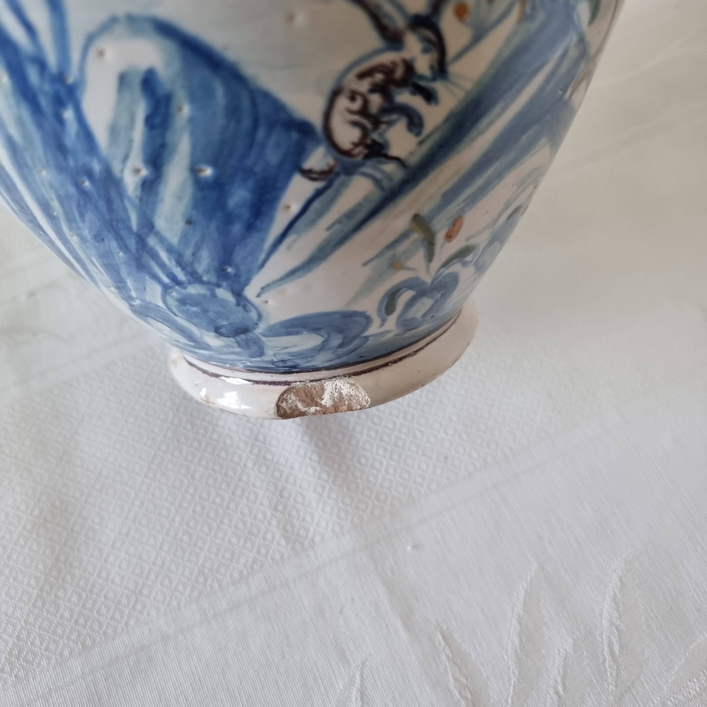 Ancient Spanish pottery amphora, Talavera Niveiro pottery 19th century