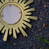 Miroir Soleil Sunburst œil de sorcière en résine doré style mid-century