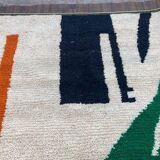 Traditional handmade pure wool rug, size 200 x 300 cm