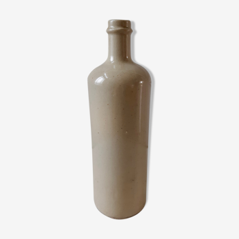Bouteille en grès vintage