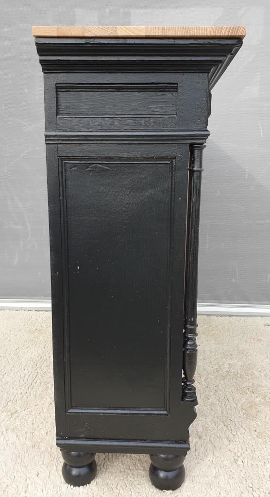 Neoclassical black wood bookcase with columns
