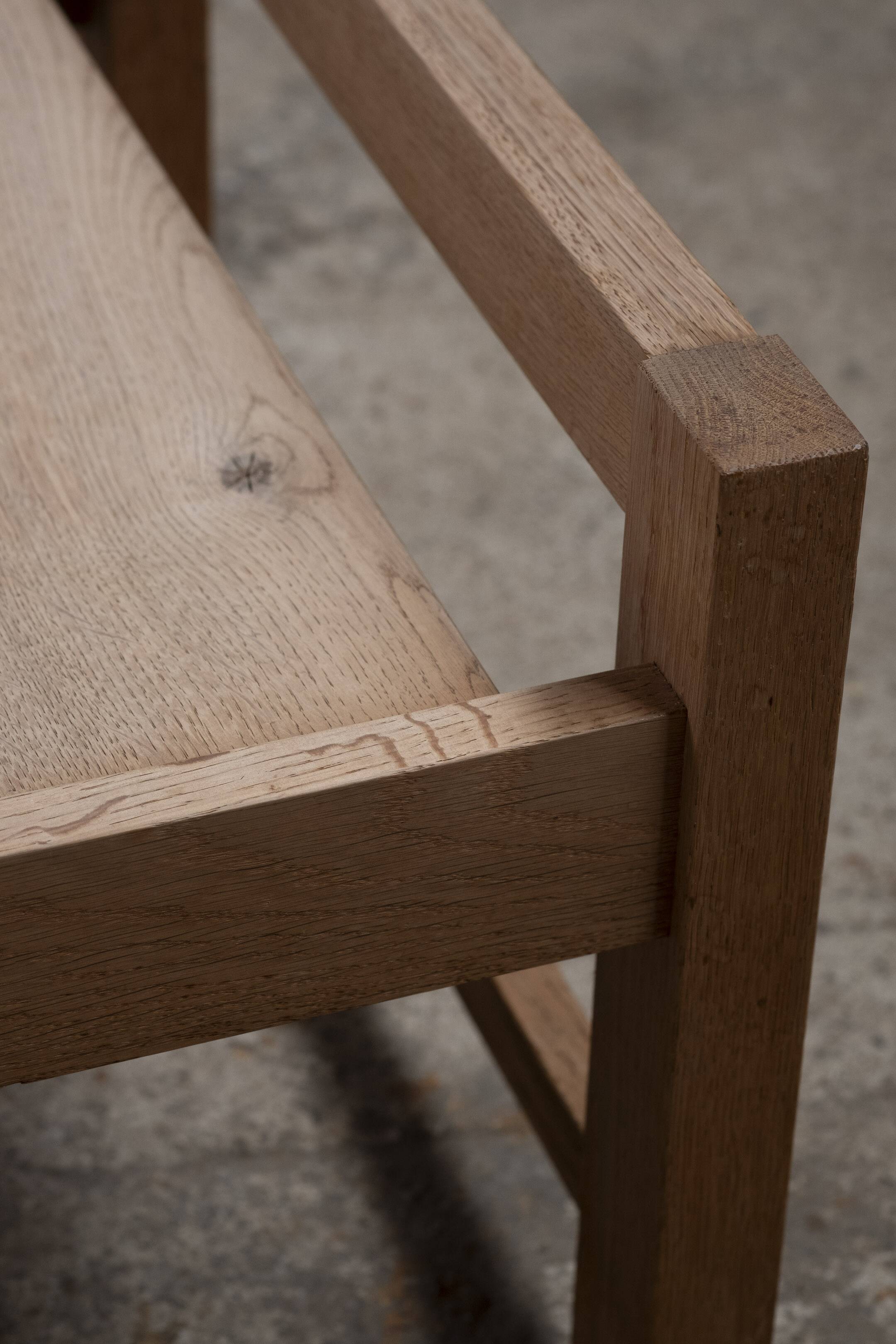 Table de plateau en chêne, années 1960, Van Den Berghe Pauvers, Belgique