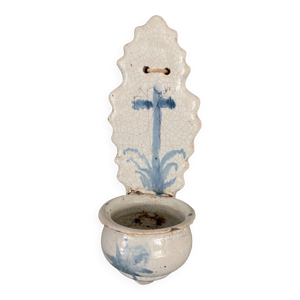 Bénitier en faïence - xviiie