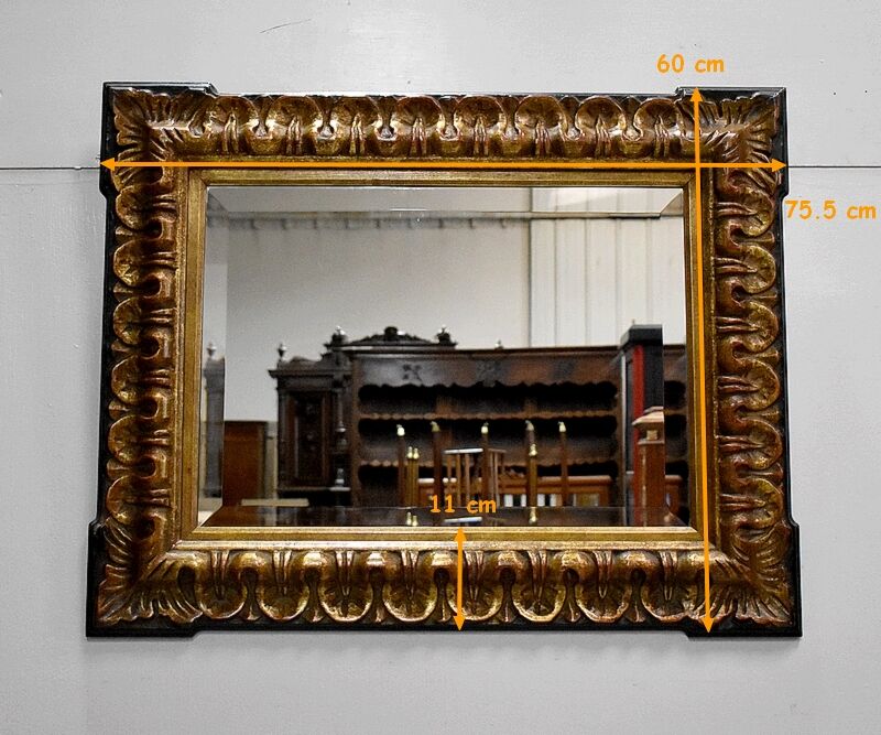 Gold-tinted wooden and stucco rectangular mirror - 1920