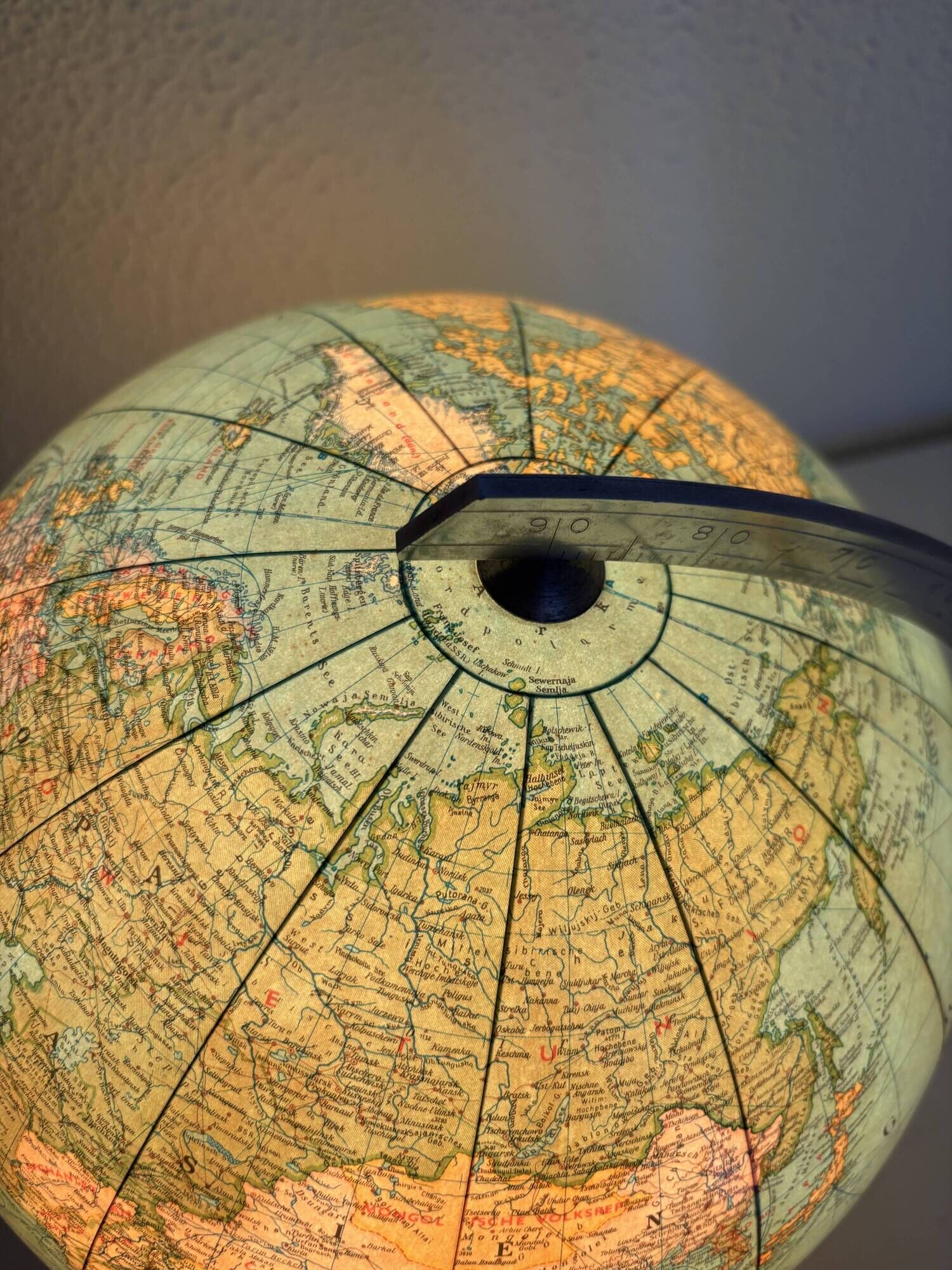 Vintage 1960 terrestrial globe JRO Verlag world map German - 35 cm