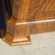 Commode en noyer et ronce de noyer style Louis Philippe
