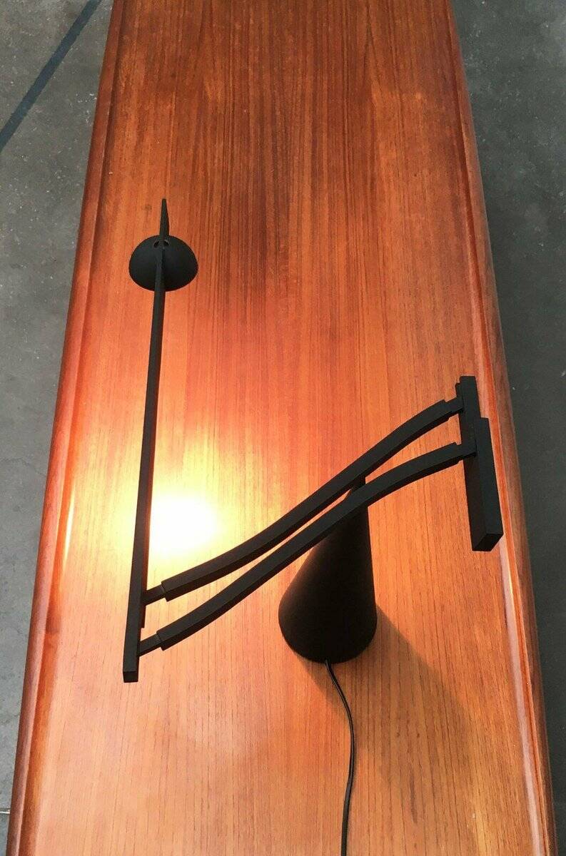 Postmodern Italian table lamp model Tabla by Mario Barbaglia and Marco Colombo for Italiana Luce, 1980s.