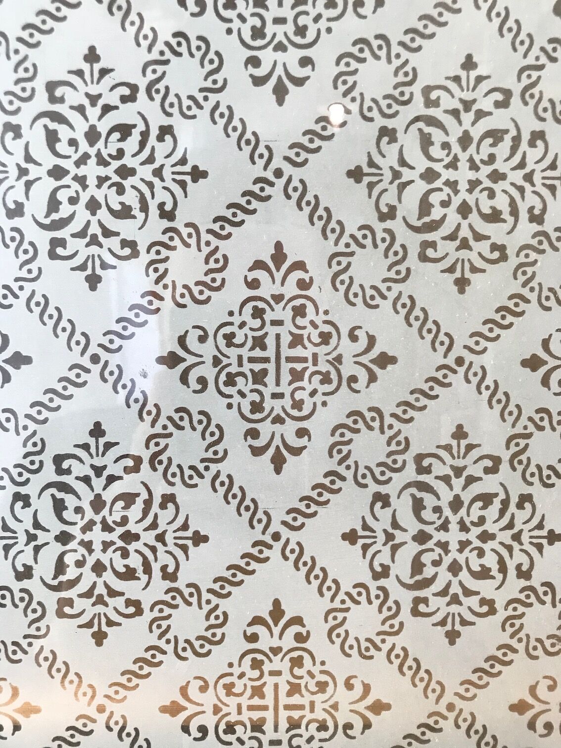 Buffet two bodies in raw pine