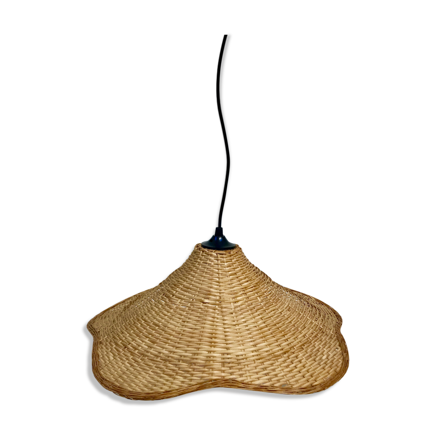 Rattan hanging lamp