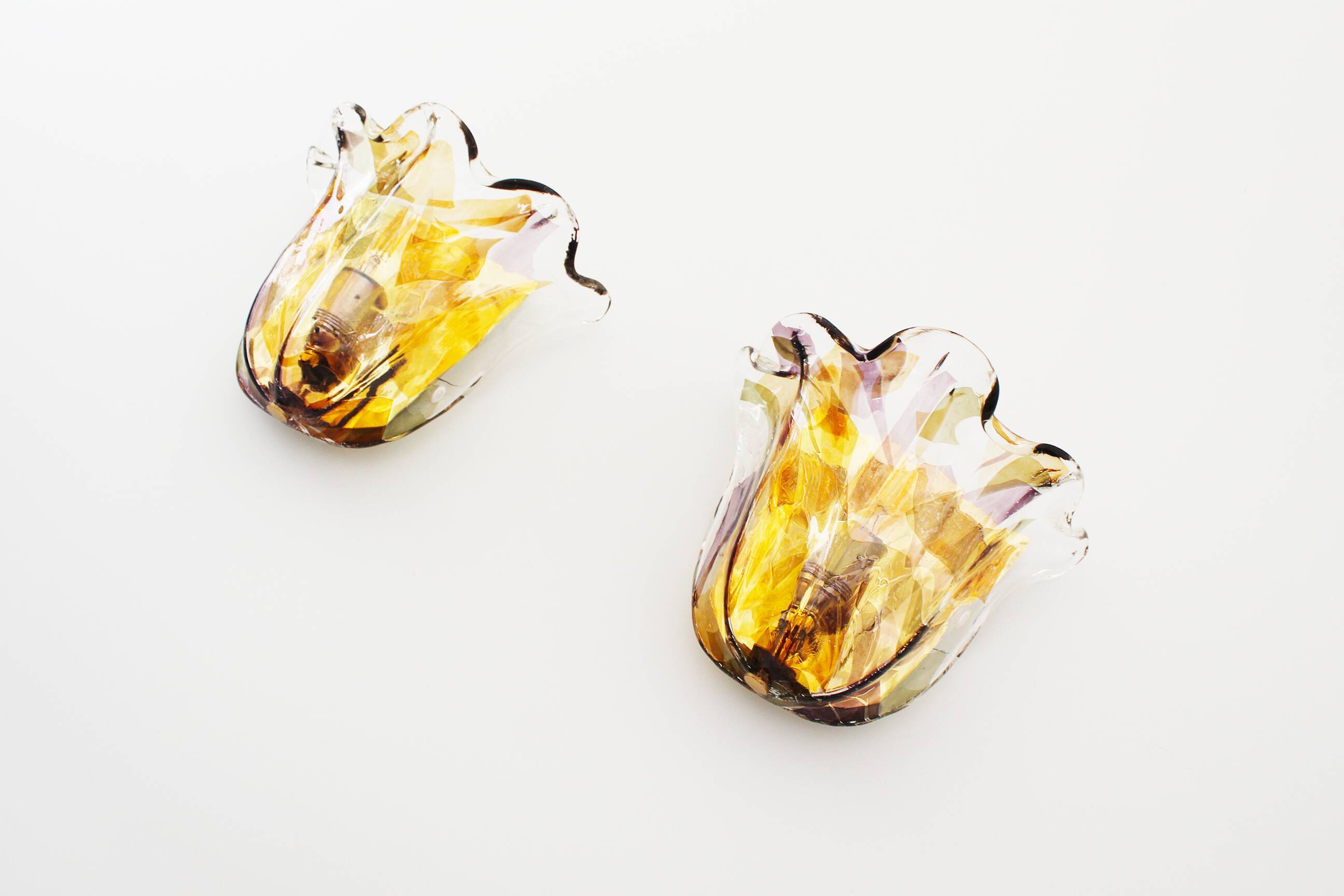 Set of 2 Brass and Muranoglass ‘Shell’ wall sconces by La Murrina