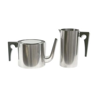 Théière et pot a lait Stelton d'Arne Jacobsen