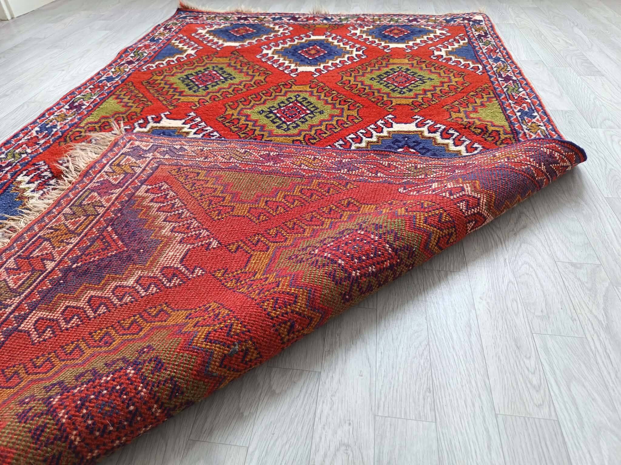 Tapis Kazak fait main