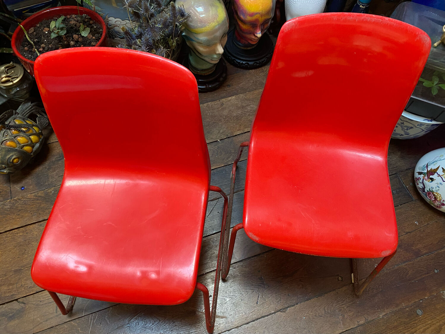 Duo of vintage Grofilex kindergarten children's chairs in red plastic