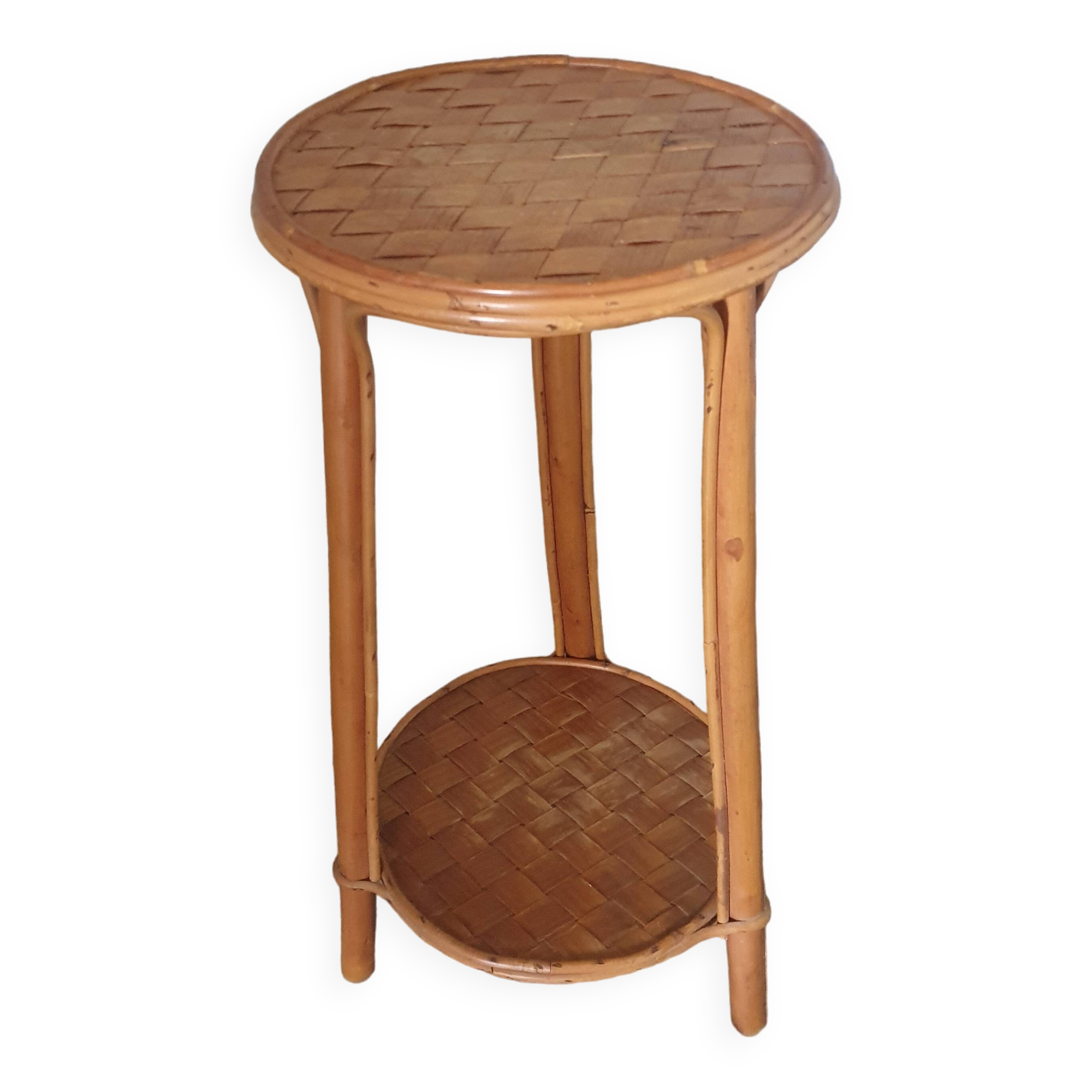 Pedestal table