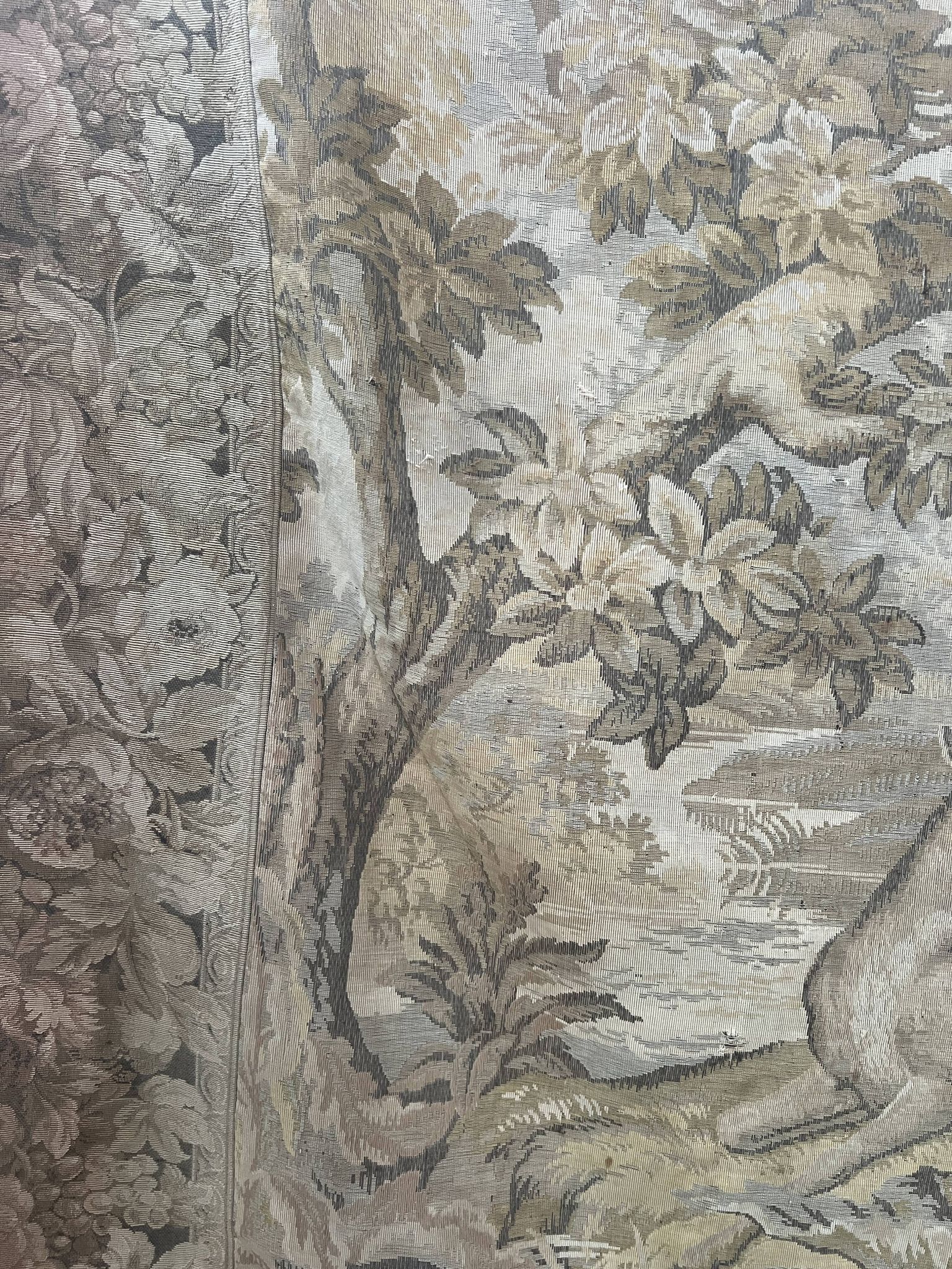 Tapisserie de style Renaissance à décor animalier, XXème siècle