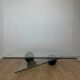 Table basse asymétrique roche bobois en verre et marbre, 1980/90