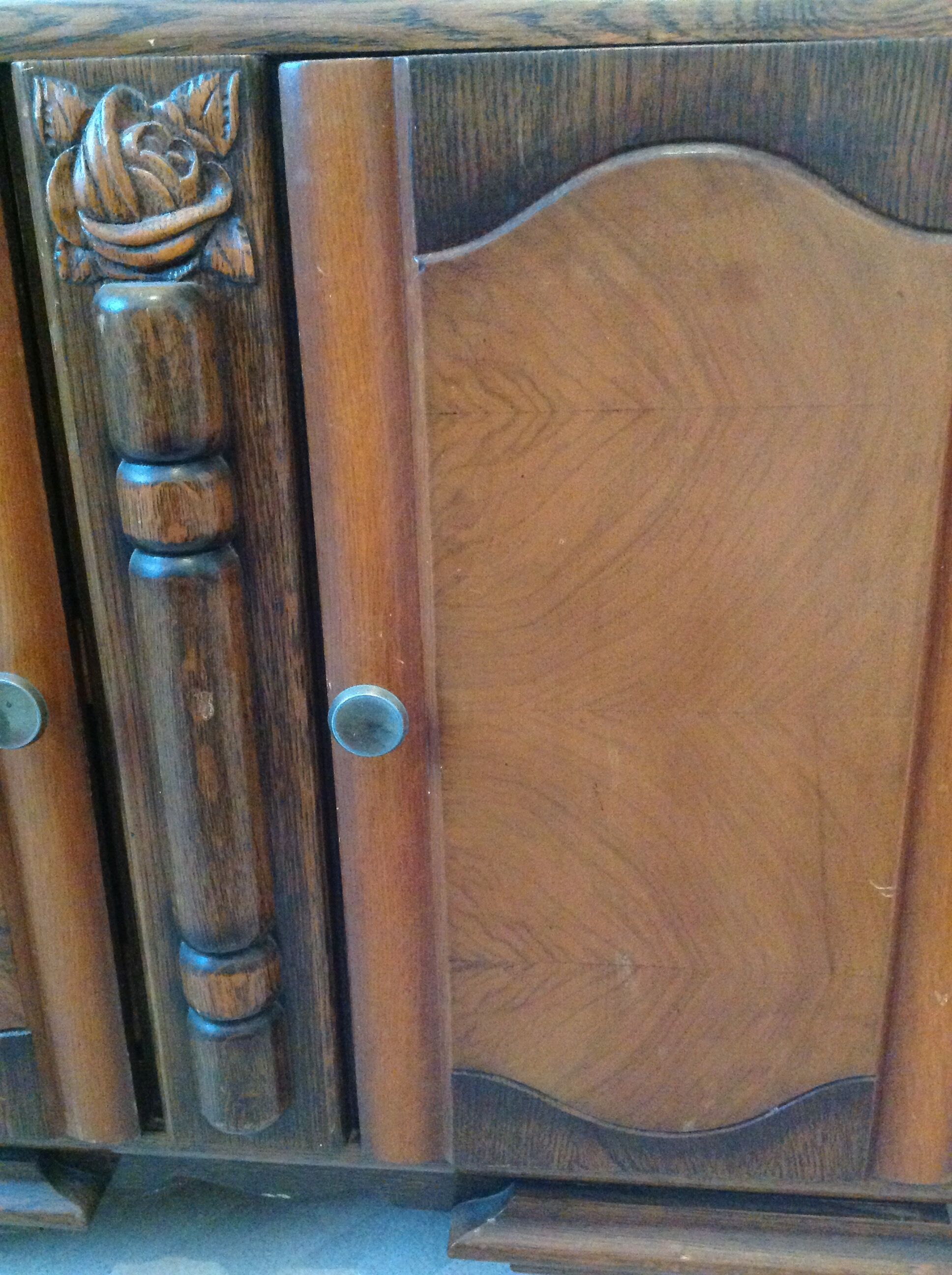 50/60 oak two-door bedside table