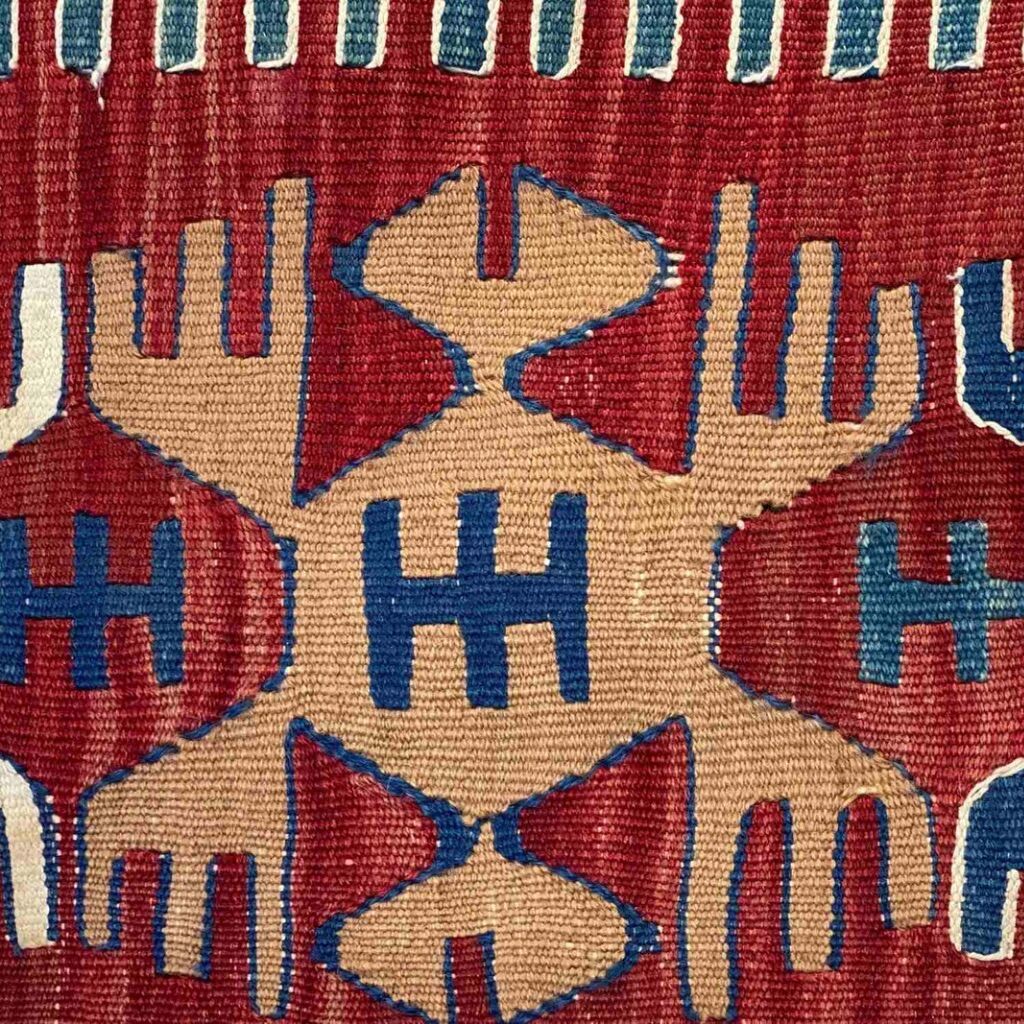 Hand-woven Turkish vintage kilim 166x116 cm