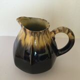 Pitcher ceramic