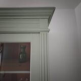 Armoire vitrée parisienne