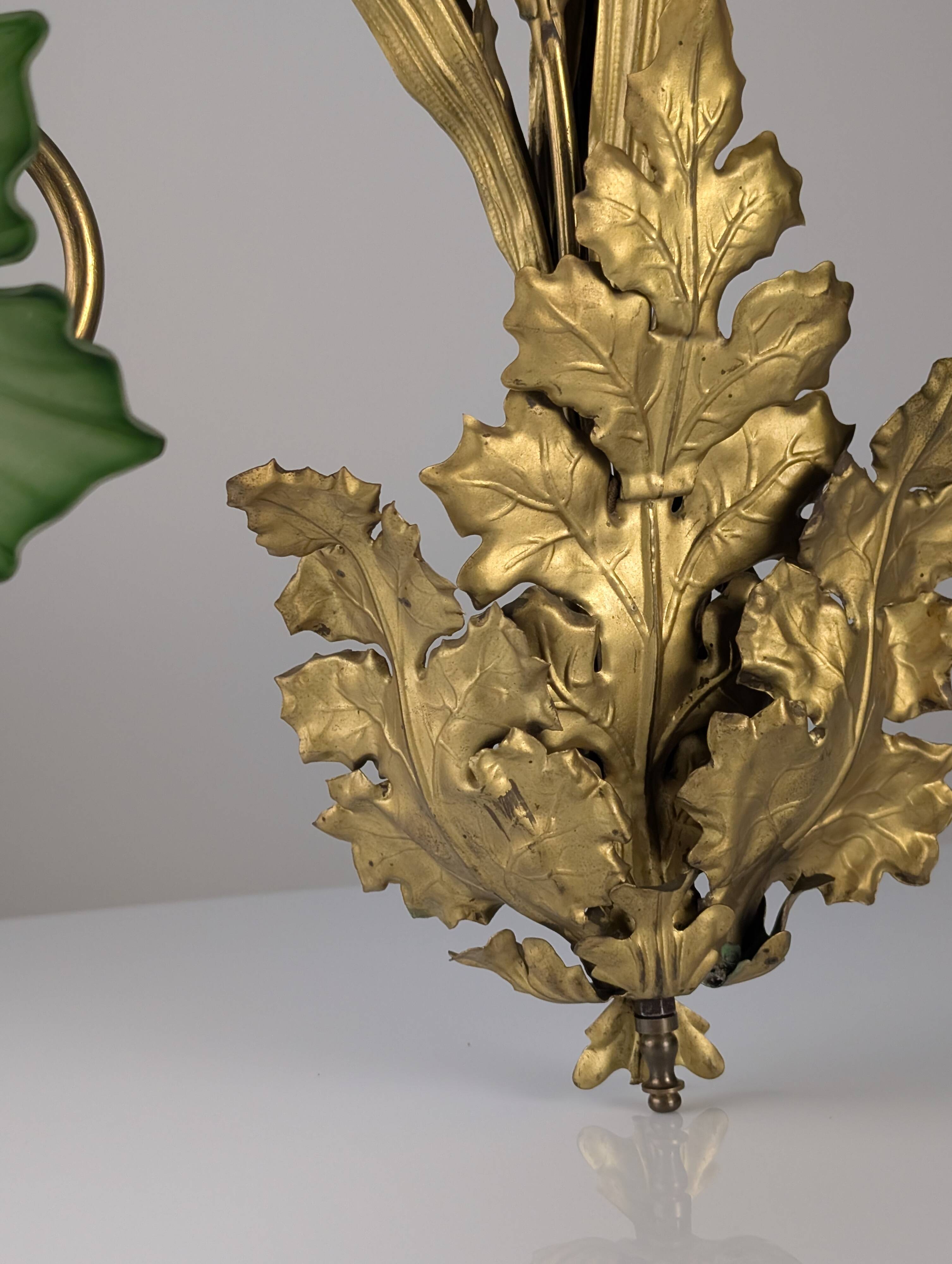 Art Nouveau Chestnut Leaf and Green Glass Sconce, 1900s