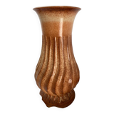 Ceramic vase