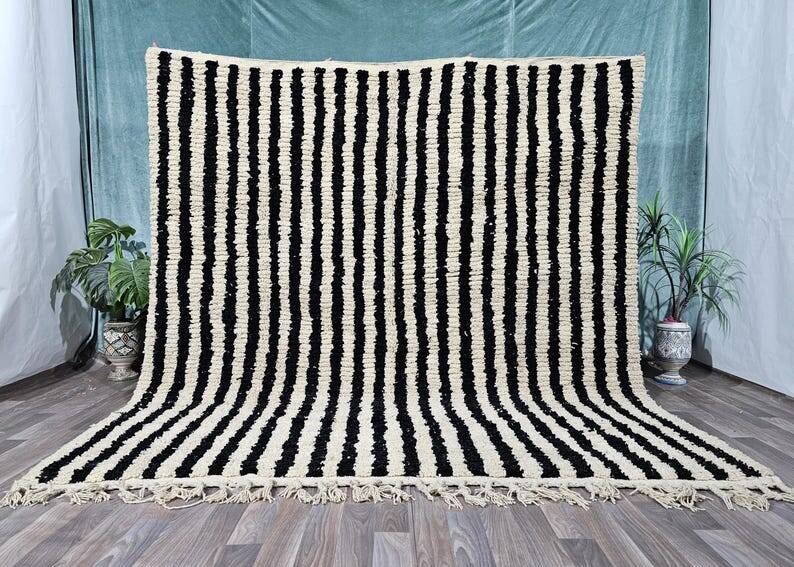 Berber Moroccan rug 200cm x 200cm