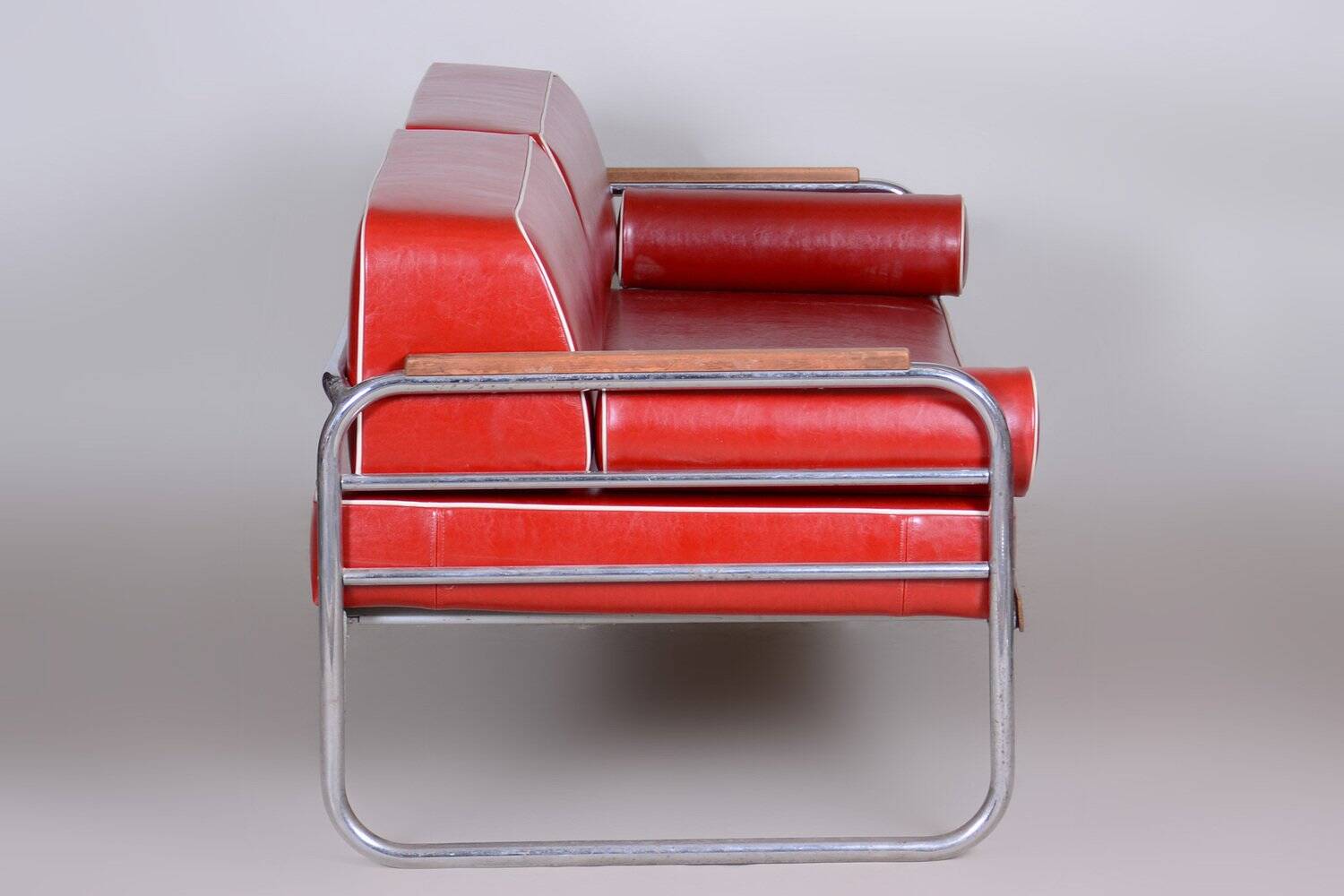 Bauhaus Sofa in Beech & Leather attributed to Thonet, 1930s