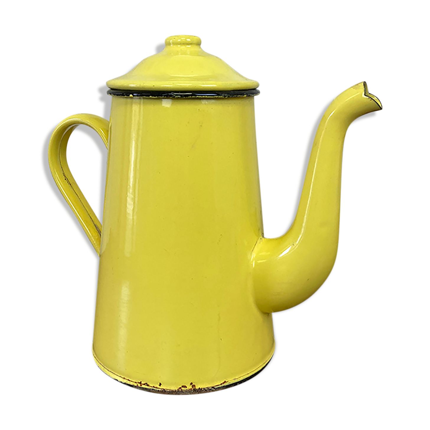 Yellow enamelled coffee maker