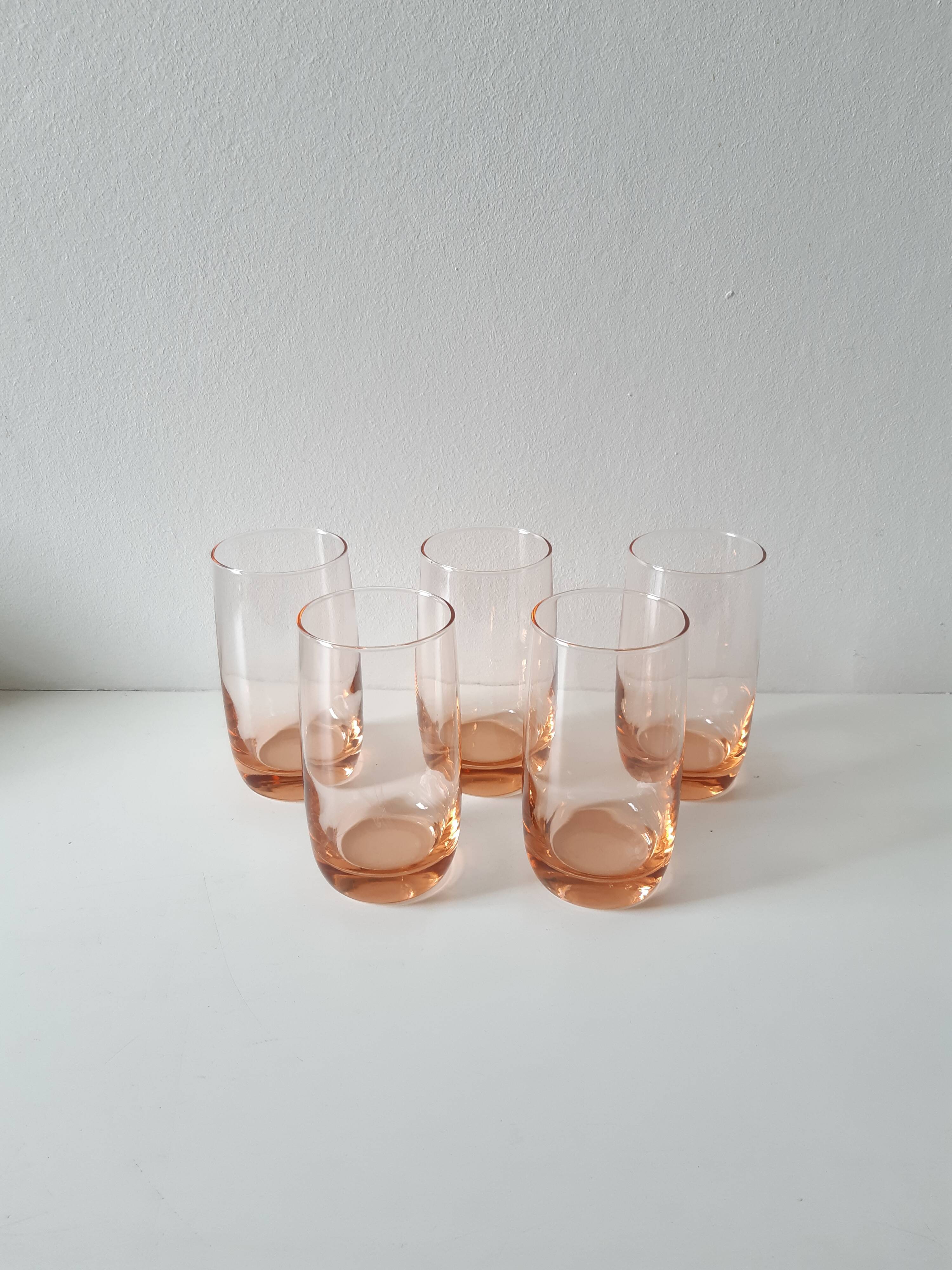 Set of 5 pink water glasses