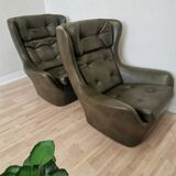 Vintage Dark Green Leather Lounge Armchair: 1970s Scandinavian Style