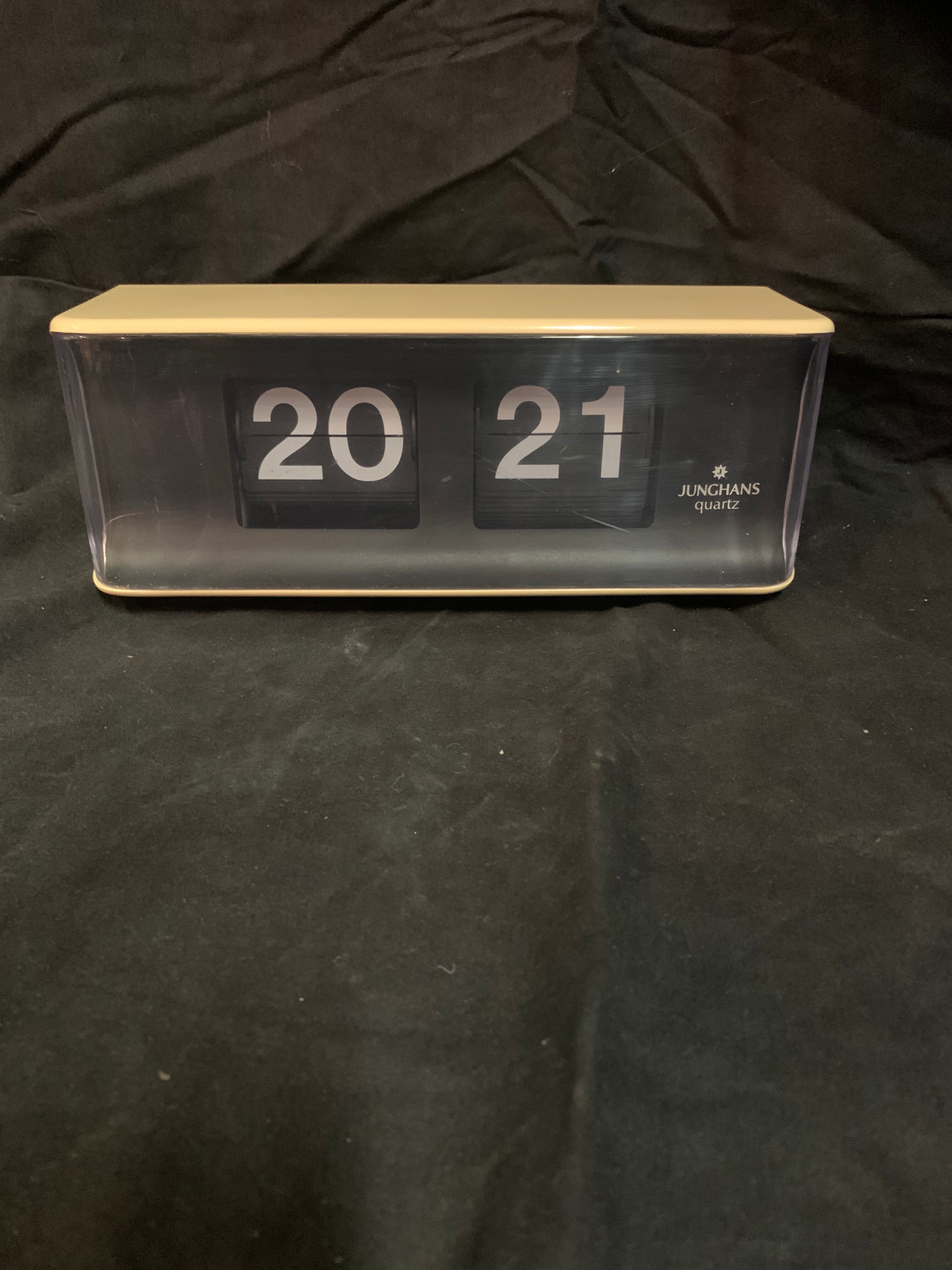 Junghans clock movements etdad