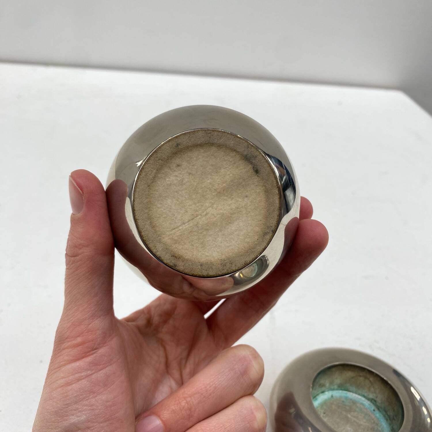 Set of two silver metal candlesticks from the 70s