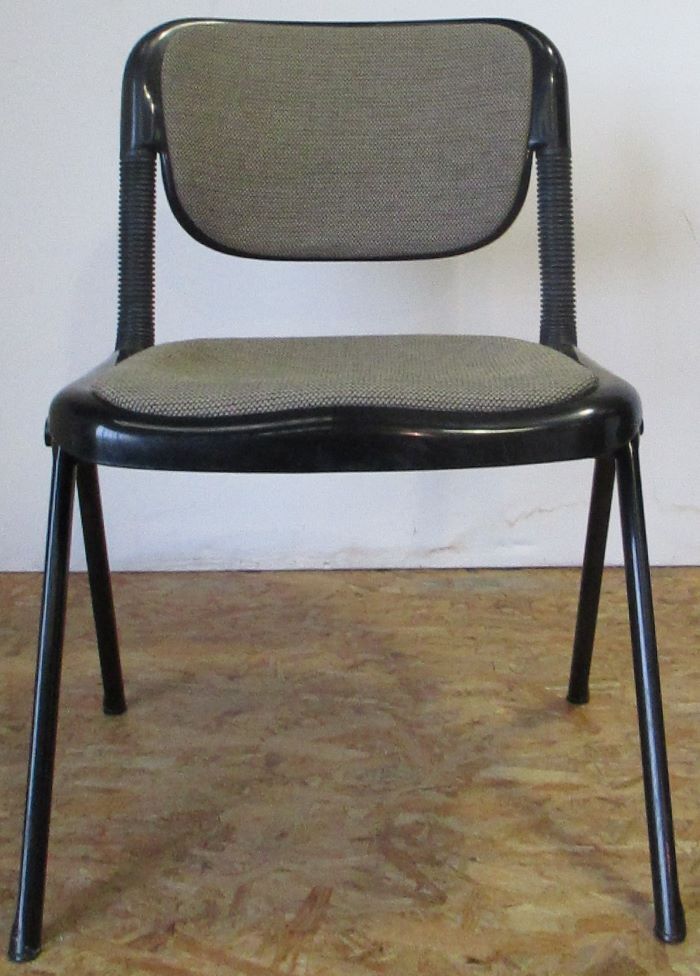 4 chaises Vertebra noires