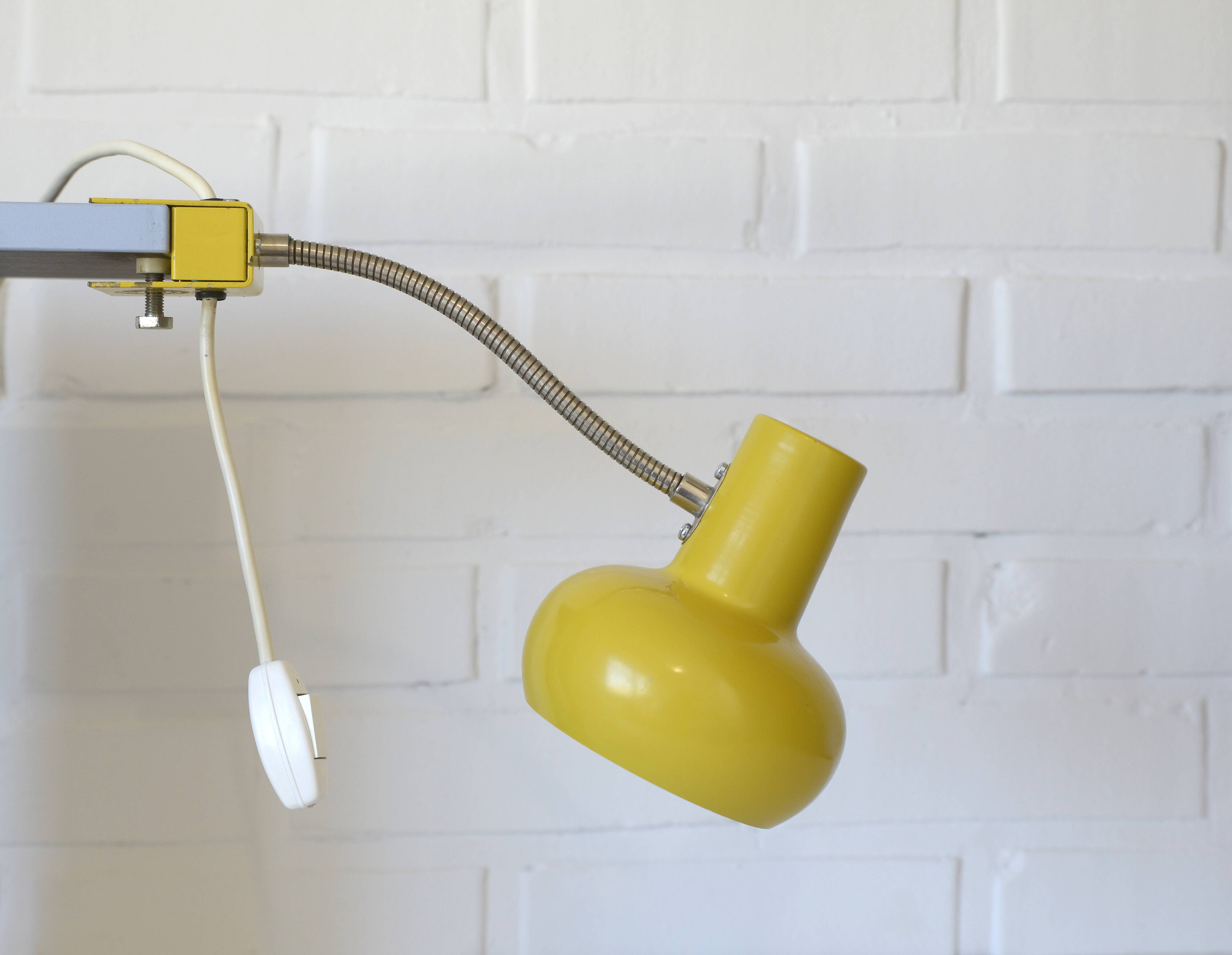 Space Age style lamp / Vintage yellow bookshelf light / Mid-century modern