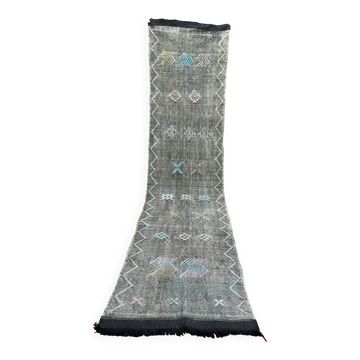 Tapis de couloir en soie marocaine à motif cactus : tissé à la main