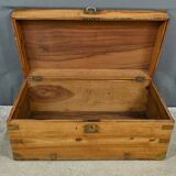 Marine trunk in camphor wood, India – Late 19th century