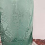 Oscar Basset sparkling water siphon