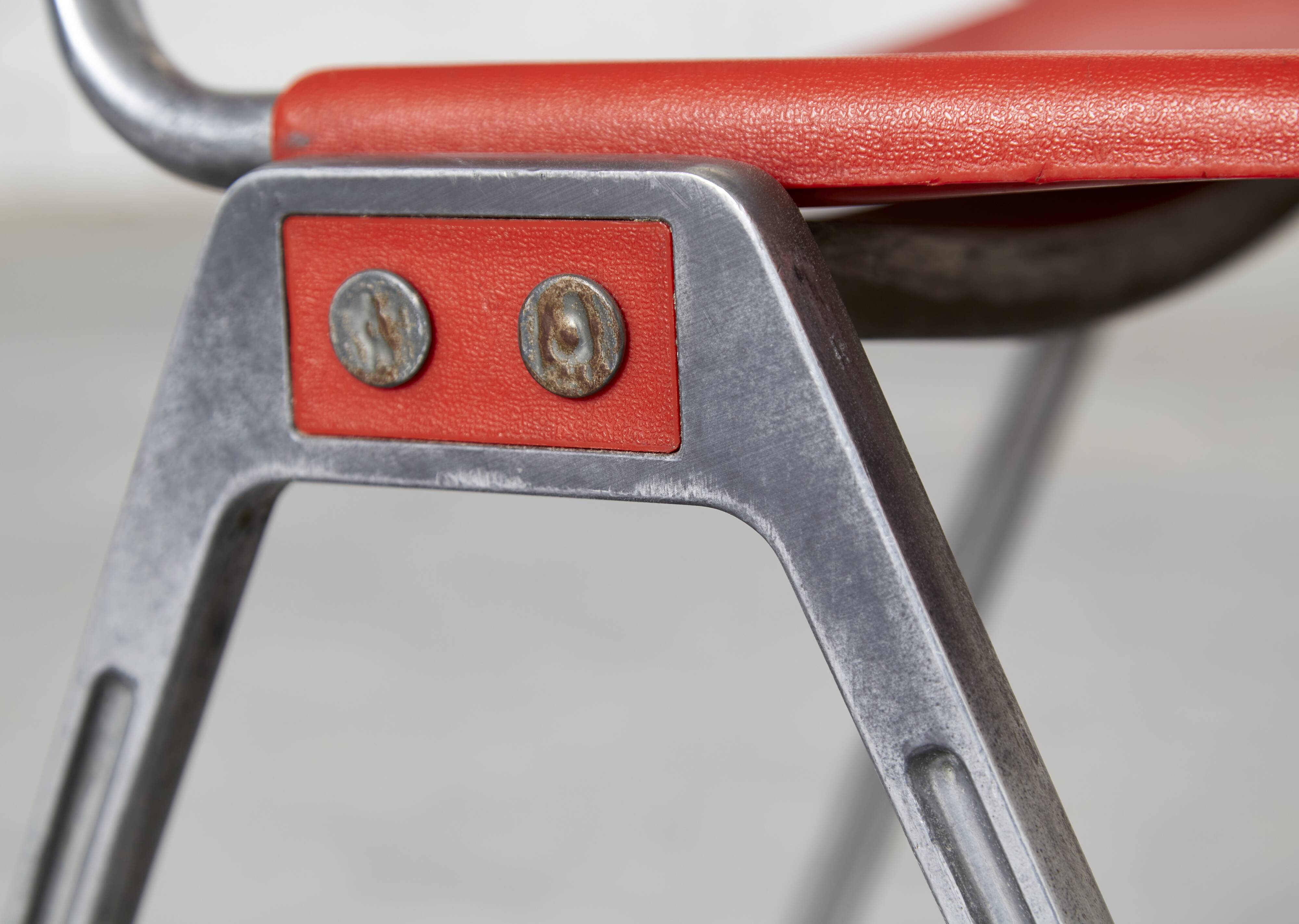 Don Albinson Knoll 1601 Stack Chair for Knoll International