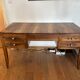 Bureau et fauteuil