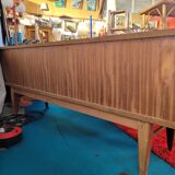 Scandinavian enfilade of the 70s, teak plated.