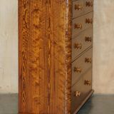 Large Victorian chest of drawers in solid pine from around 1880.