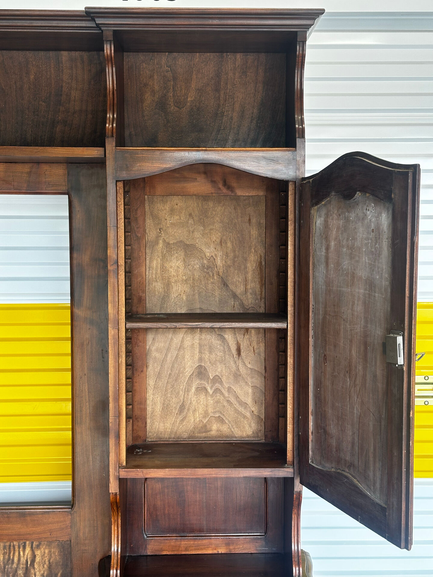 Solid wood bookshelf - French work from the 1950s