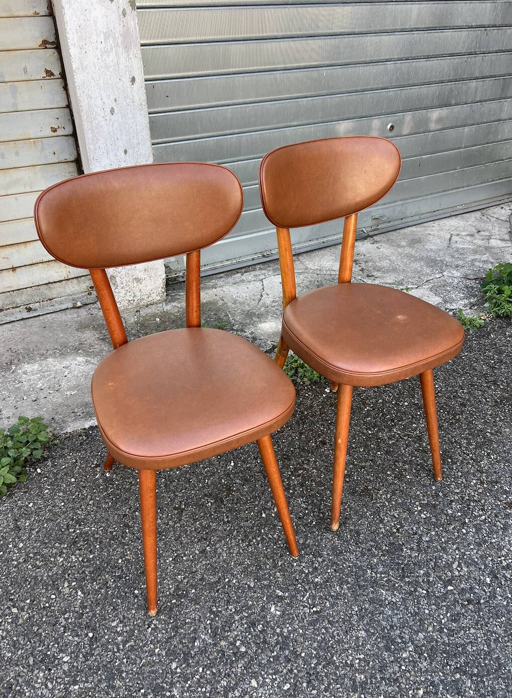 (Lot) 2 Baumann Chairs Compass Leg Scandinavian Style