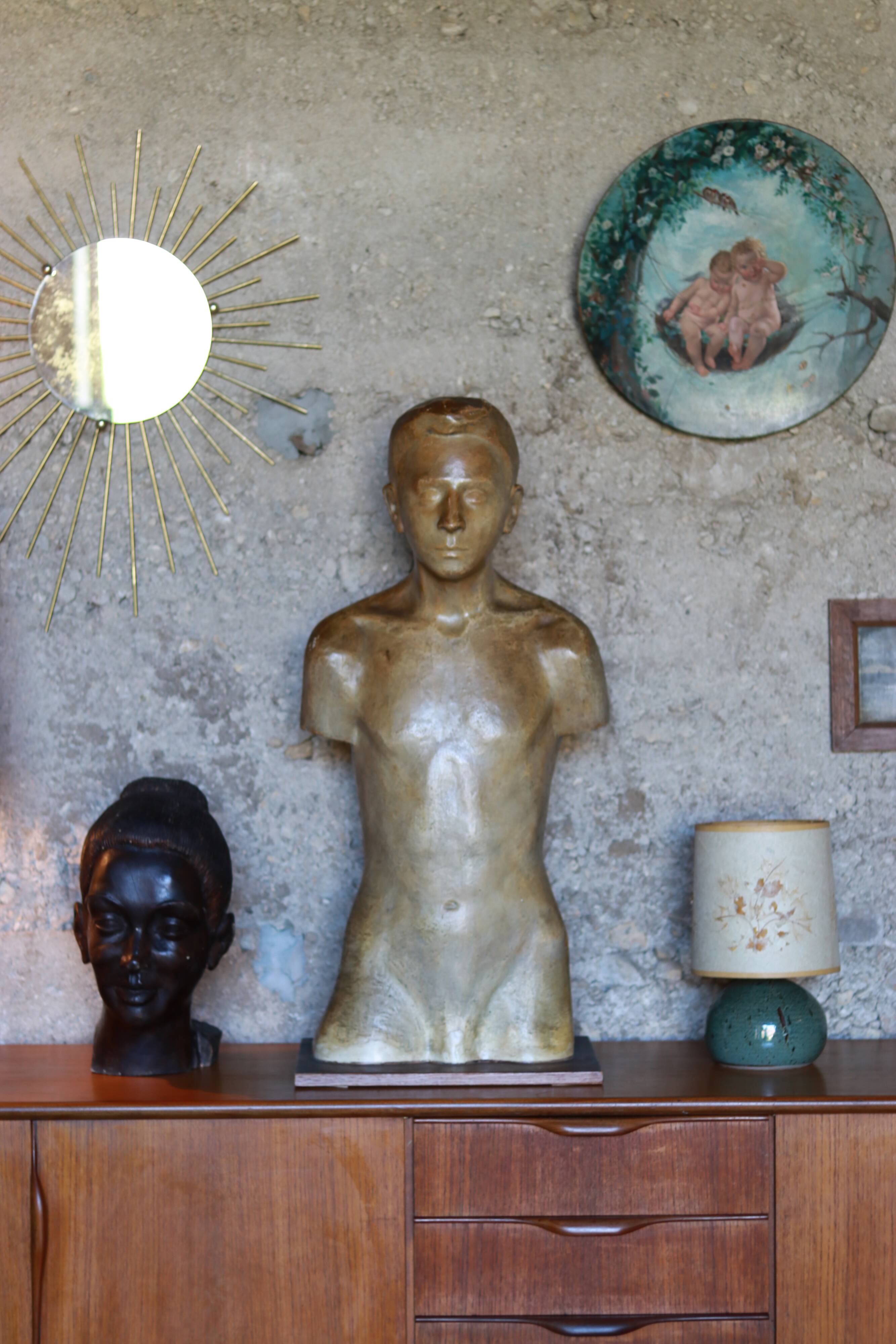 Buste de jeune homme Art Déco