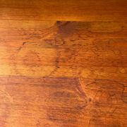 Table basse rectangulaire en bois