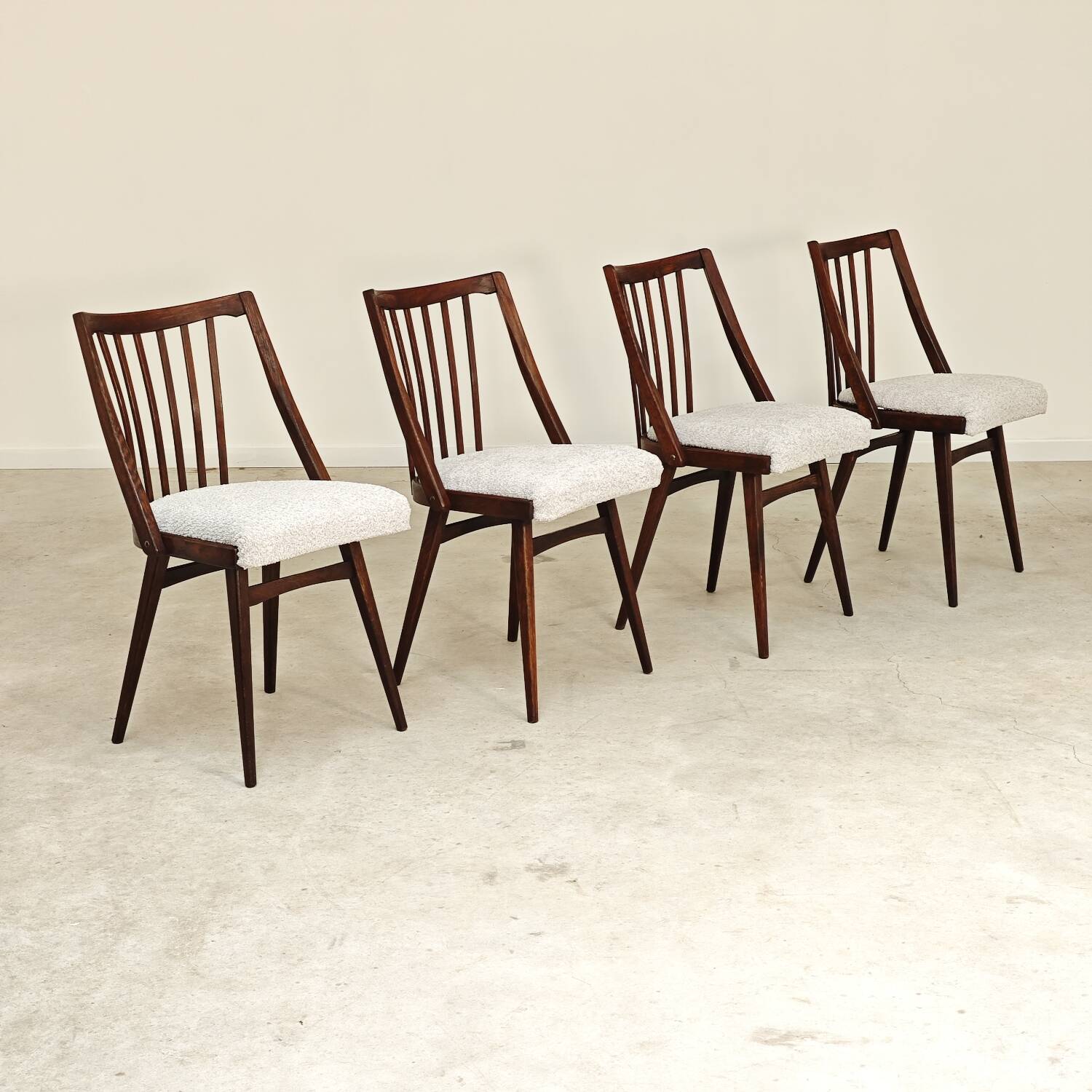 Set of 4 grey bouclette chairs by Antonin Suman